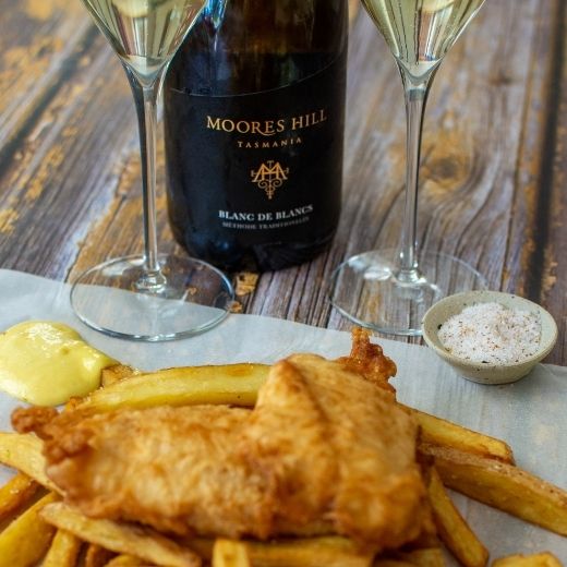 Sparkling with fish & chips